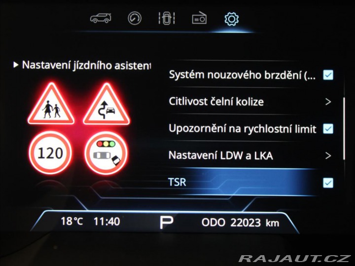 SsangYong Korando 1,5 T 120kW AT 21tkm! Zár 2023