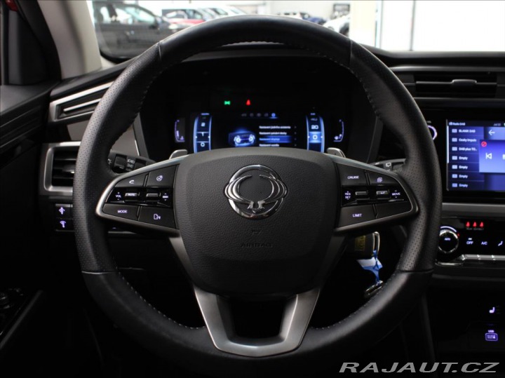 SsangYong Korando 1,5 T 120kW AT 21tkm! Zár 2023