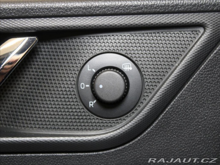 Škoda Rapid 1,2 TSi 63kW Fresh 1.maj. 2015
