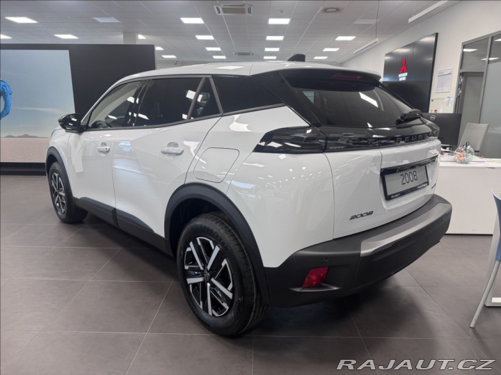 Peugeot 2008 1,2 STYLE Turbo 100 MAN6 2026