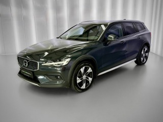 Volvo V60 D4 AWD, WEBASTO, PANORAMA