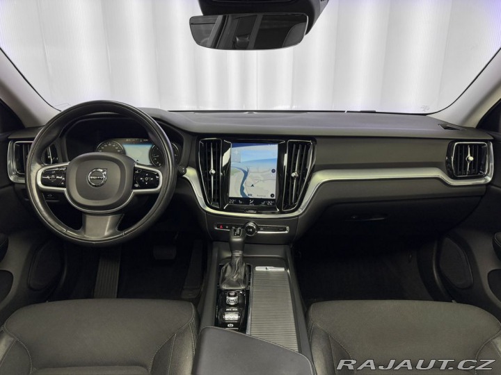 Volvo V60 D4 AWD, WEBASTO, PANORAMA 2020