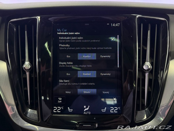 Volvo V60 D4 AWD, WEBASTO, PANORAMA 2020