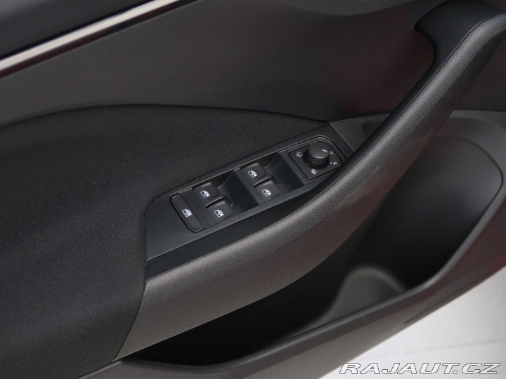 Škoda Kamiq 1.0TSi,85kW,SELECTION,MAN 2025
