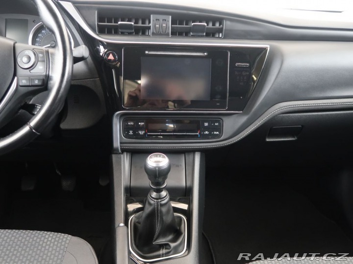 Toyota Corolla 1.6,97KW,Valvematic,Manuá 2017