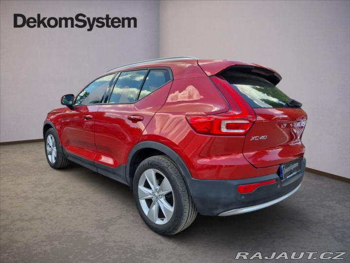 Volvo XC40 1,5 T2 FWD Momentum 2022