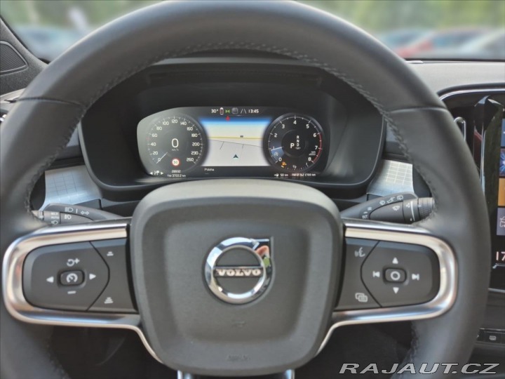 Volvo XC40 1,5 T2 FWD Momentum 2022