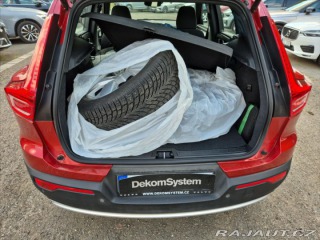 Volvo XC40 1,5 T2 FWD Momentum 2022