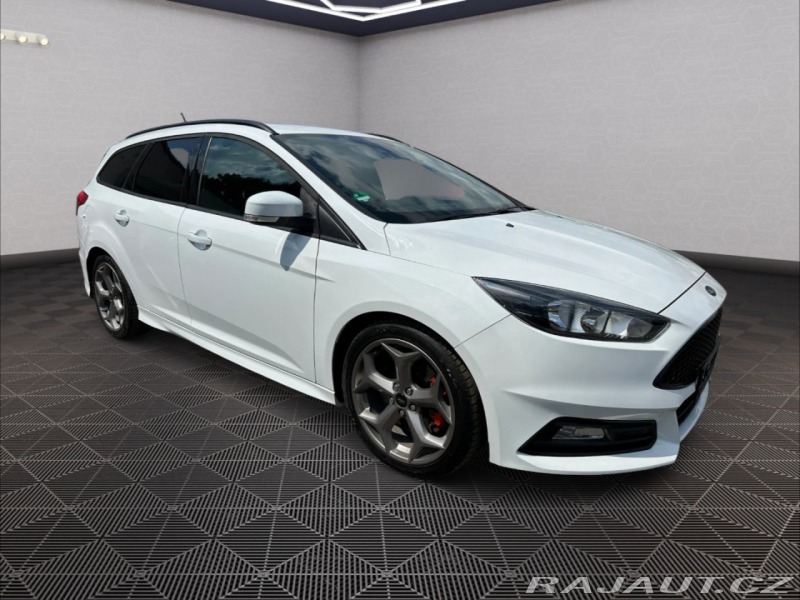 Ford Focus ST 2,0Turbo 184kw