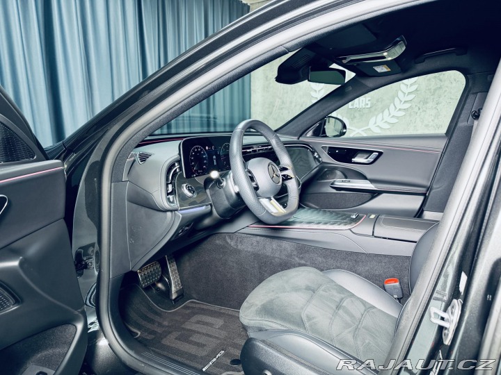Mercedes-Benz E 220d*AMG*360*TAŽNÉ*ZÁRUKA 2025