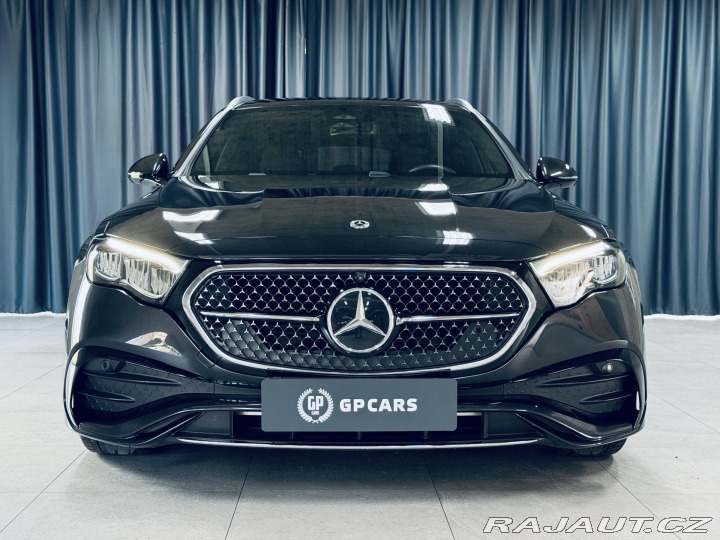 Mercedes-Benz E 220d*AMG*360*REZERVACE* 2025