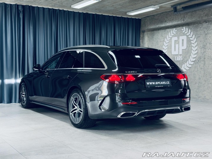 Mercedes-Benz E 220d*AMG*360*REZERVACE* 2025