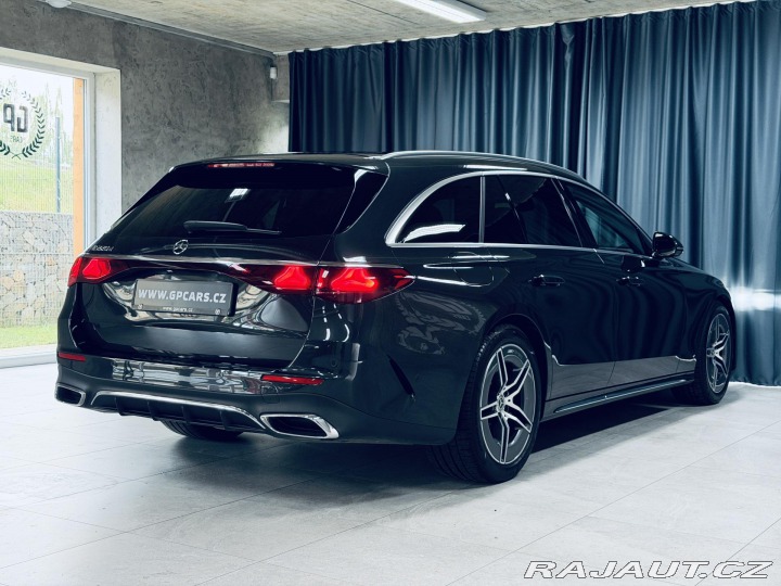 Mercedes-Benz E 220d*AMG*360*REZERVACE* 2025
