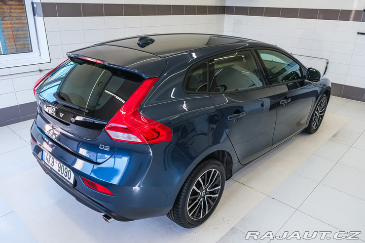 Volvo V40 2.0D2 Momentum 88kW autom 2019
