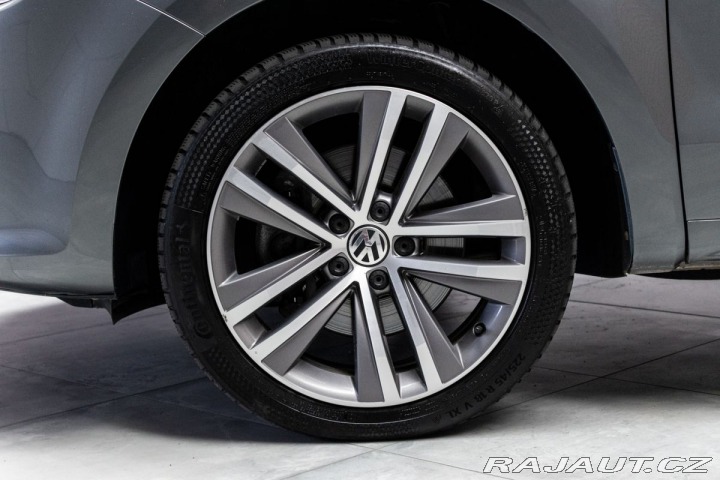 Volkswagen Sharan 2.0 TDI 4x4*DSG*TAŽNÉ*WEB 2021