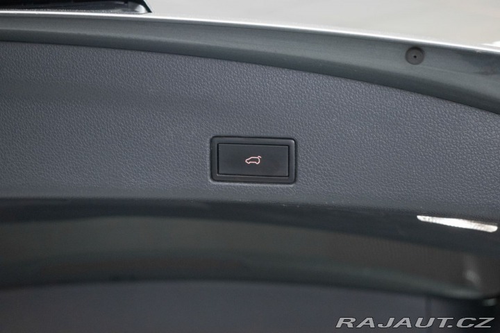 Volkswagen Sharan 2.0 TDI 4x4*DSG*TAŽNÉ*WEB 2021