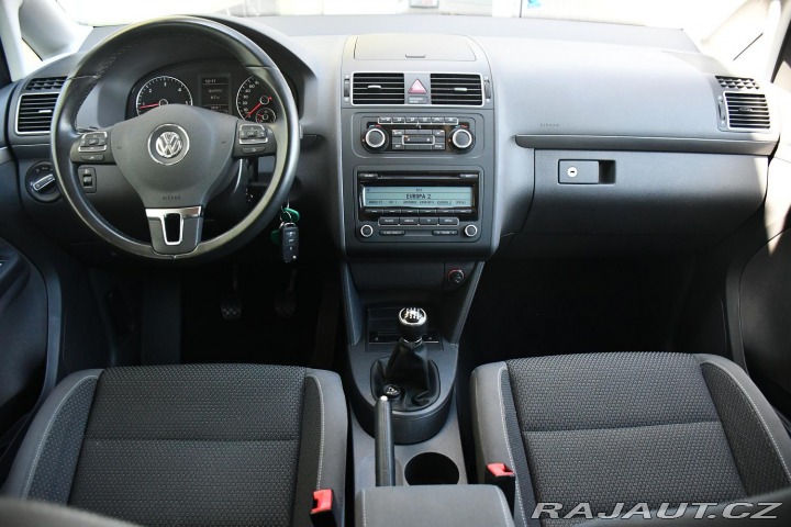 Volkswagen Touran 1.6TDi 77kW TAŽNÉ 2011
