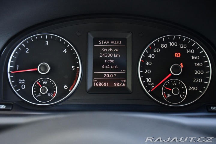 Volkswagen Touran 1.6TDi 77kW TAŽNÉ 2011
