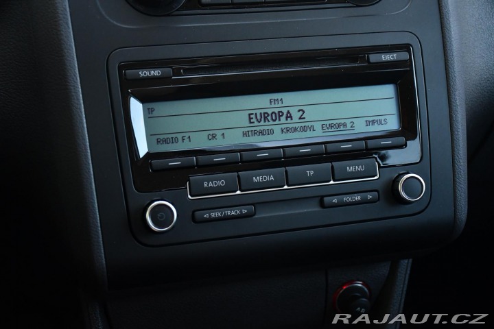 Volkswagen Touran 1.6TDi 77kW TAŽNÉ 2011
