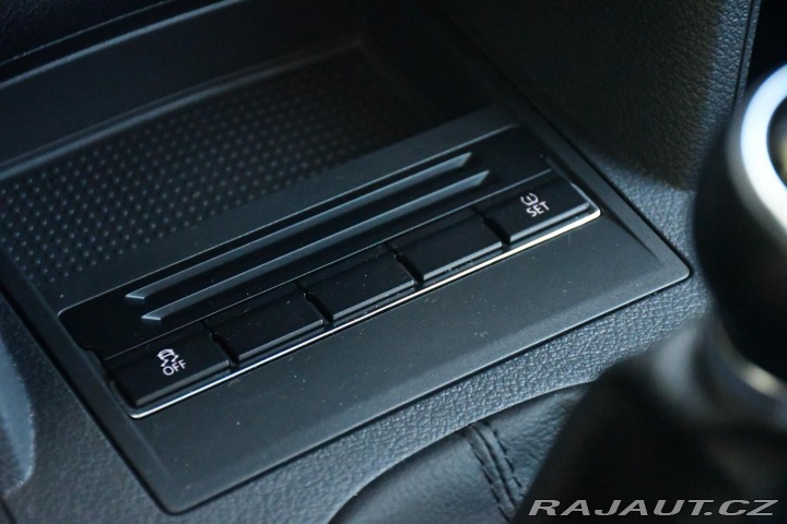 Volkswagen Touran 1.6TDi 77kW TAŽNÉ 2011