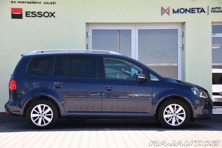 Volkswagen Touran 1.6TDi 77kW TAŽNÉ 2011