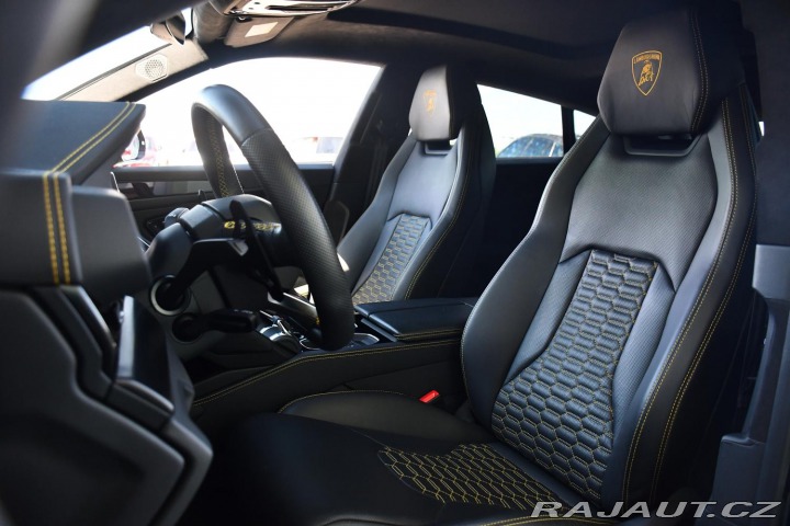 Lamborghini Urus 4.0 V8 ZÁRUKA 2022