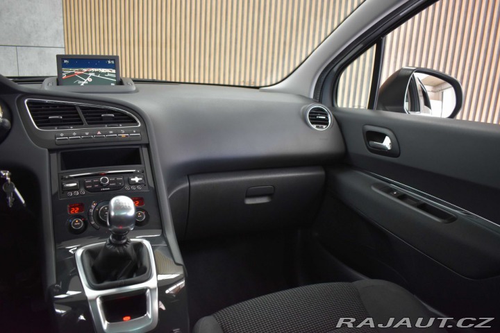 Peugeot 5008 2.0 HDI *REZERVACE* 2016