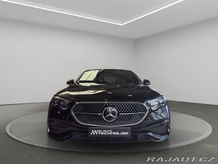 Mercedes-Benz E E 300 de 4MATIC sedan 2025