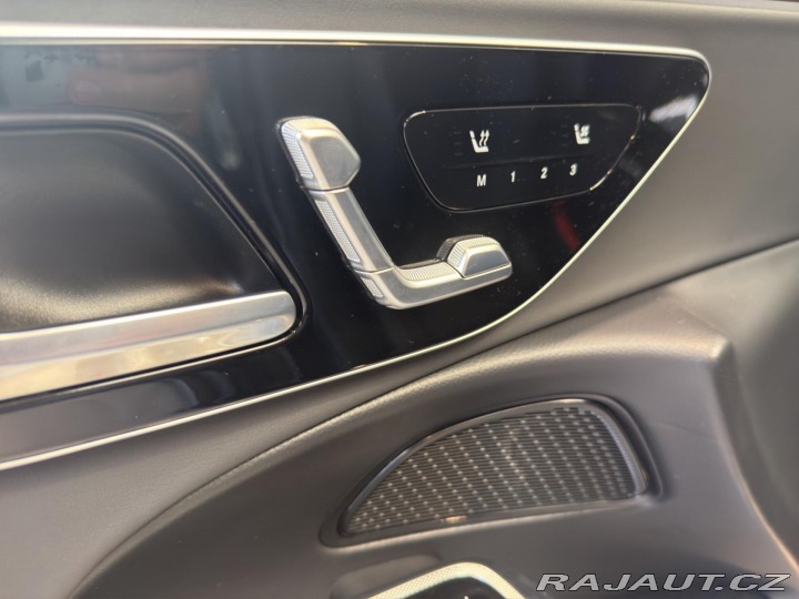 Mercedes-Benz E E 300 de 4MATIC sedan 2025
