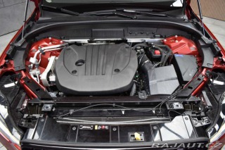 Volvo XC60 B5 184kW DARK PLUS*DPH*ČR 2023