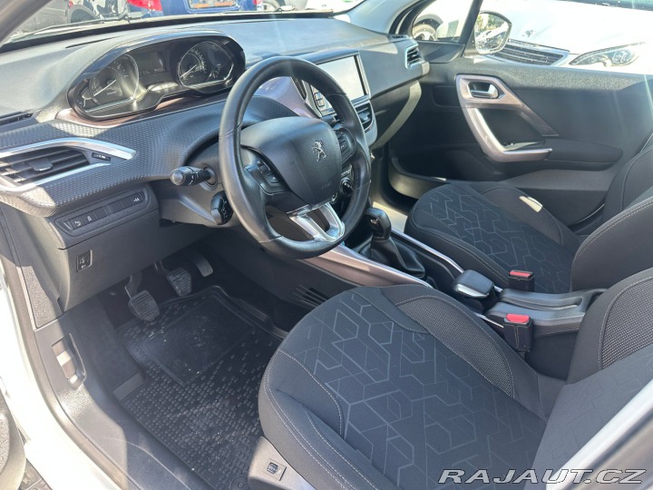 Peugeot 2008 1.2T 60kw 2014
