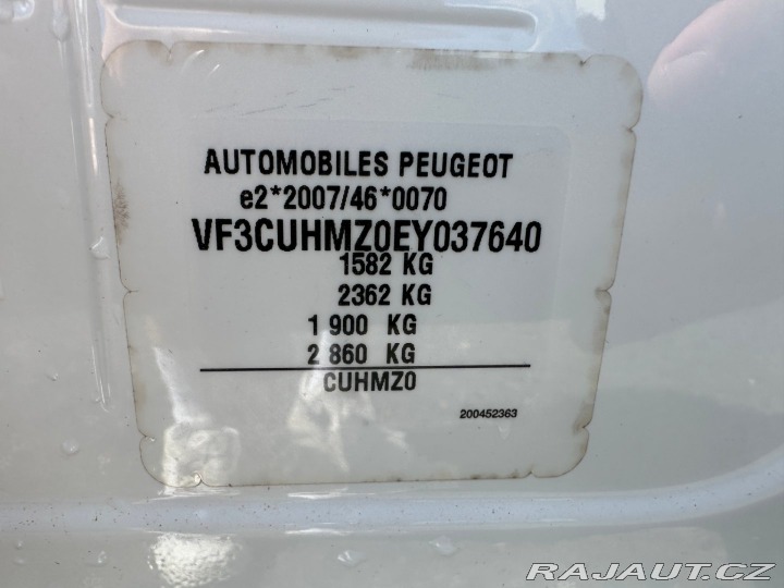 Peugeot 2008 1.2T 60kw 2014