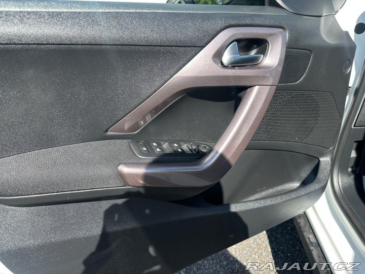 Peugeot 2008 1.2T 60kw 2014