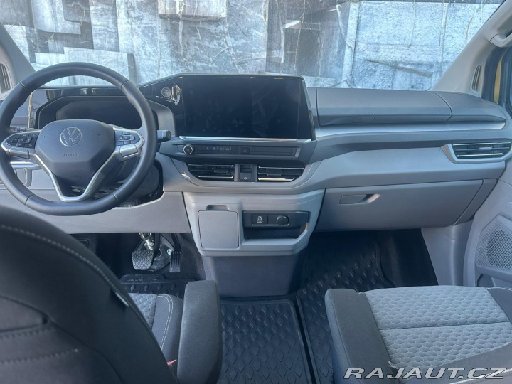 Volkswagen Caravelle 2.0TDi, 110KW, 8. MÍST 2026