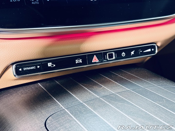 Mercedes-Benz E 220d*AMG*4M*AIR*NAT.NAP*P 2025