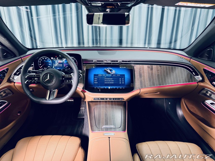 Mercedes-Benz E 220d*AMG*4M*AIR*NAT.NAP*P 2025