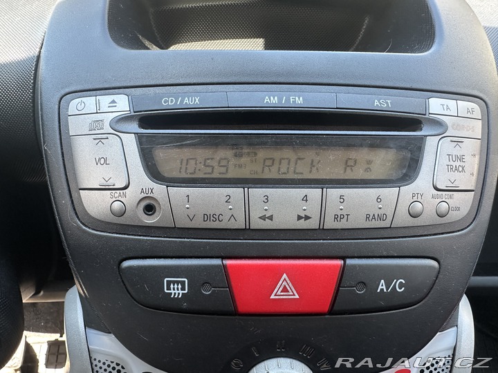 Citroën C1 1.0 50kW klima 5 dveří 2013