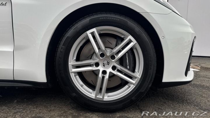 Porsche Panamera 4 E-Hybrid 2026