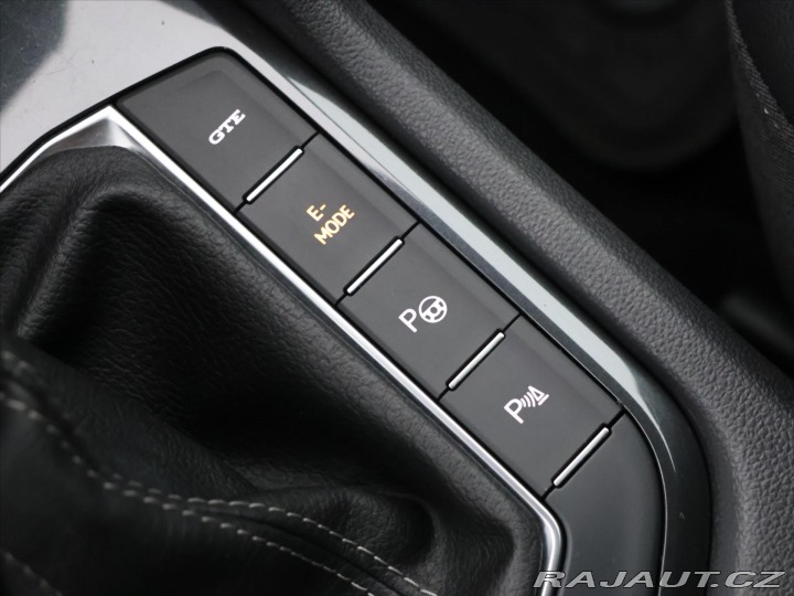 Volkswagen Tiguan 1,4 TSI PHEV 180kW R-Line 2022