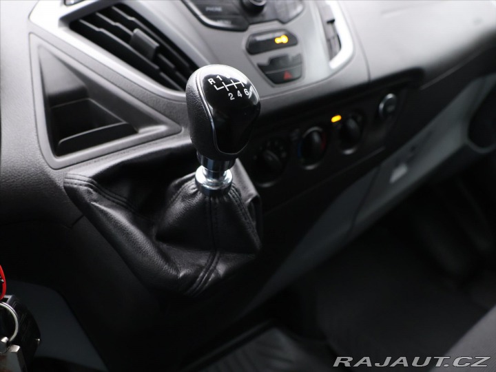 Ford Transit Custom 2,0 TDCi 96kW 6-Míst CZ D 2017