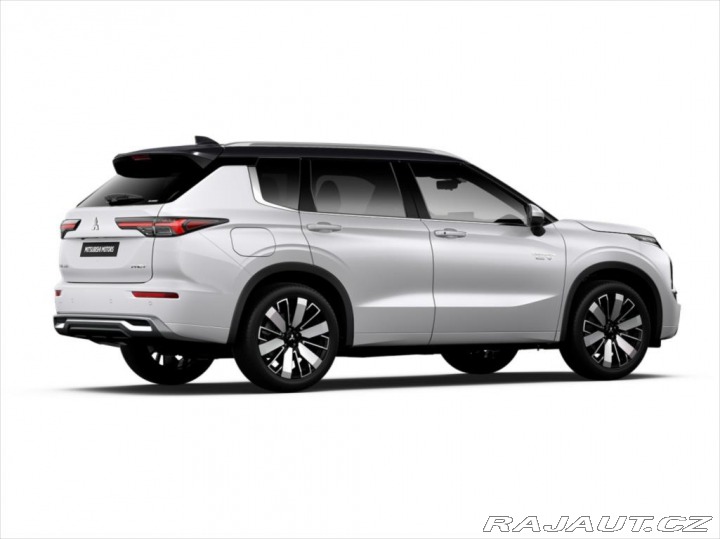 Mitsubishi Outlander 2.4 PHEV_  INSTYLE 2026