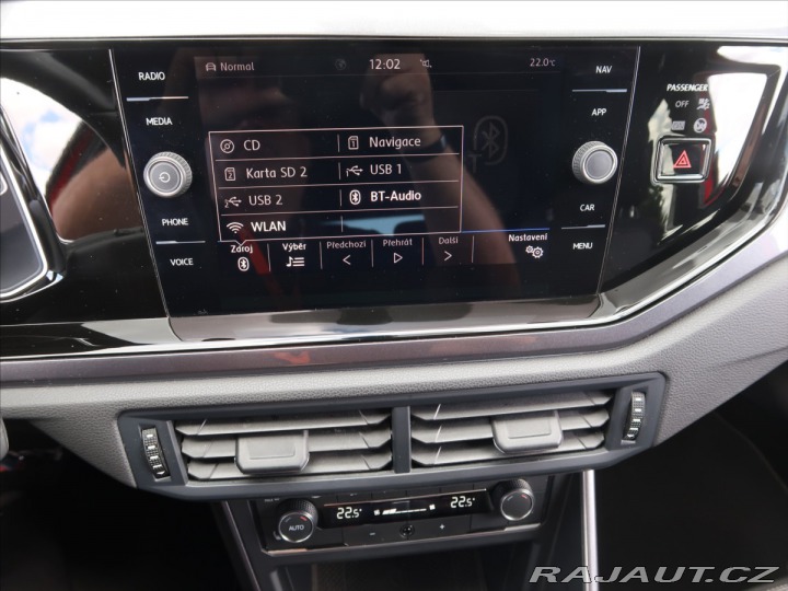 Volkswagen Polo 1,0 TSi DSG R-Line NAVI Č 2018
