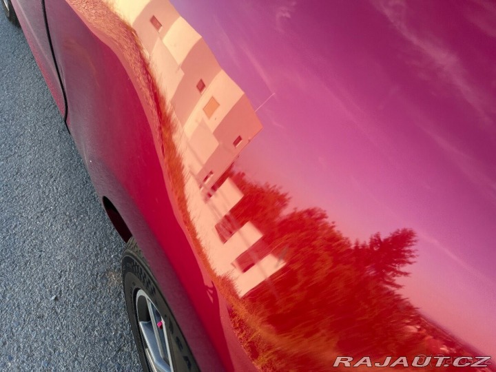 Ford Mustang 3,7 V6, 227 kW, Automat 2013