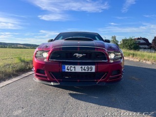Ford Mustang 3,7   V6, 227 kW, Automat 2013