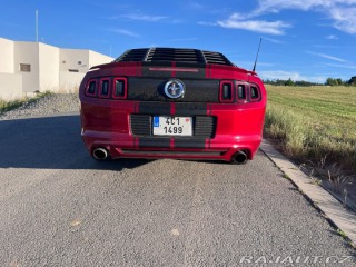 Ford Mustang 3,7   V6, 227 kW, Automat 2013