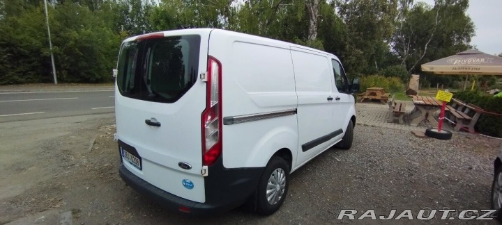 Ford Tourneo Custom 2,2 TDCi – Nová STK 202 2015