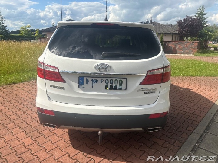 Hyundai Grand Santa Fe 2,2 CRDi 4x4 7míst tažn 2014