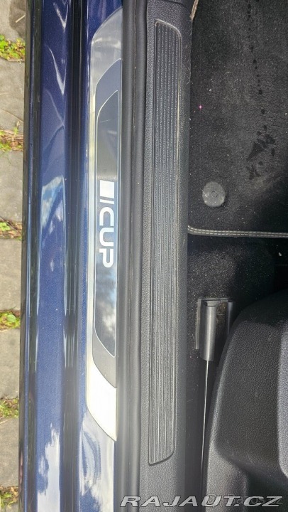 Volkswagen Golf 1,4 7 1800
