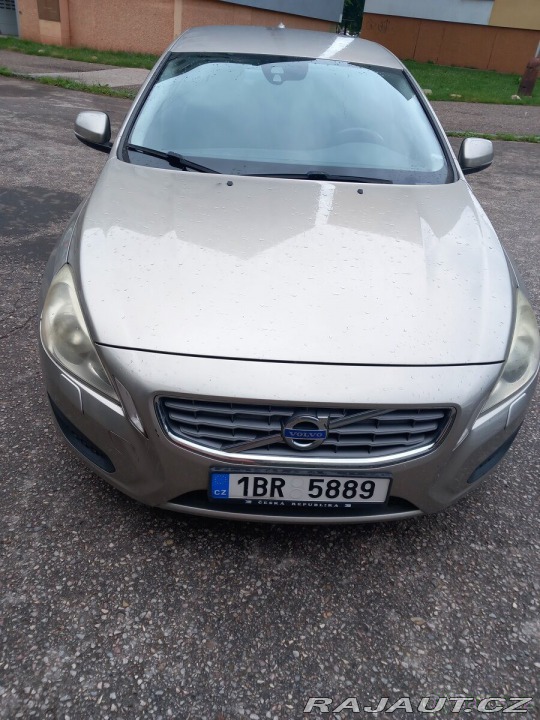 Volvo S60 D3 komplet po servisu 1800