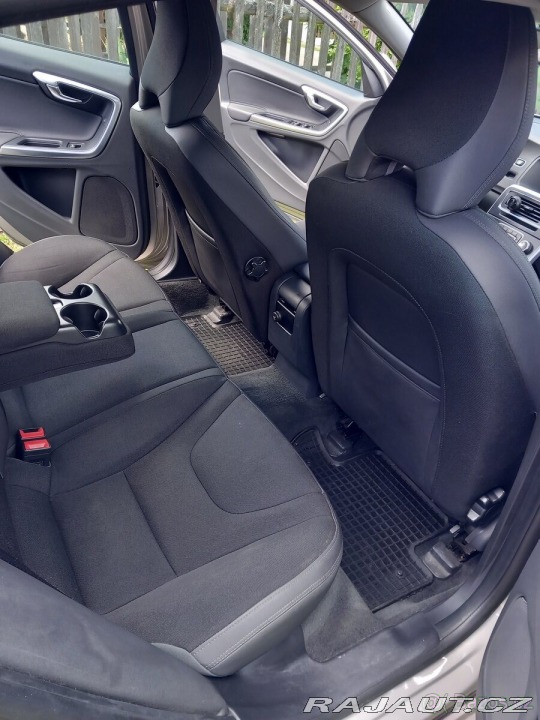 Volvo S60 D3 komplet po servisu 1800
